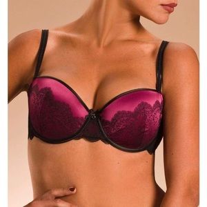 Beautiful Chantelle Paris Paris T-Shirt Bra